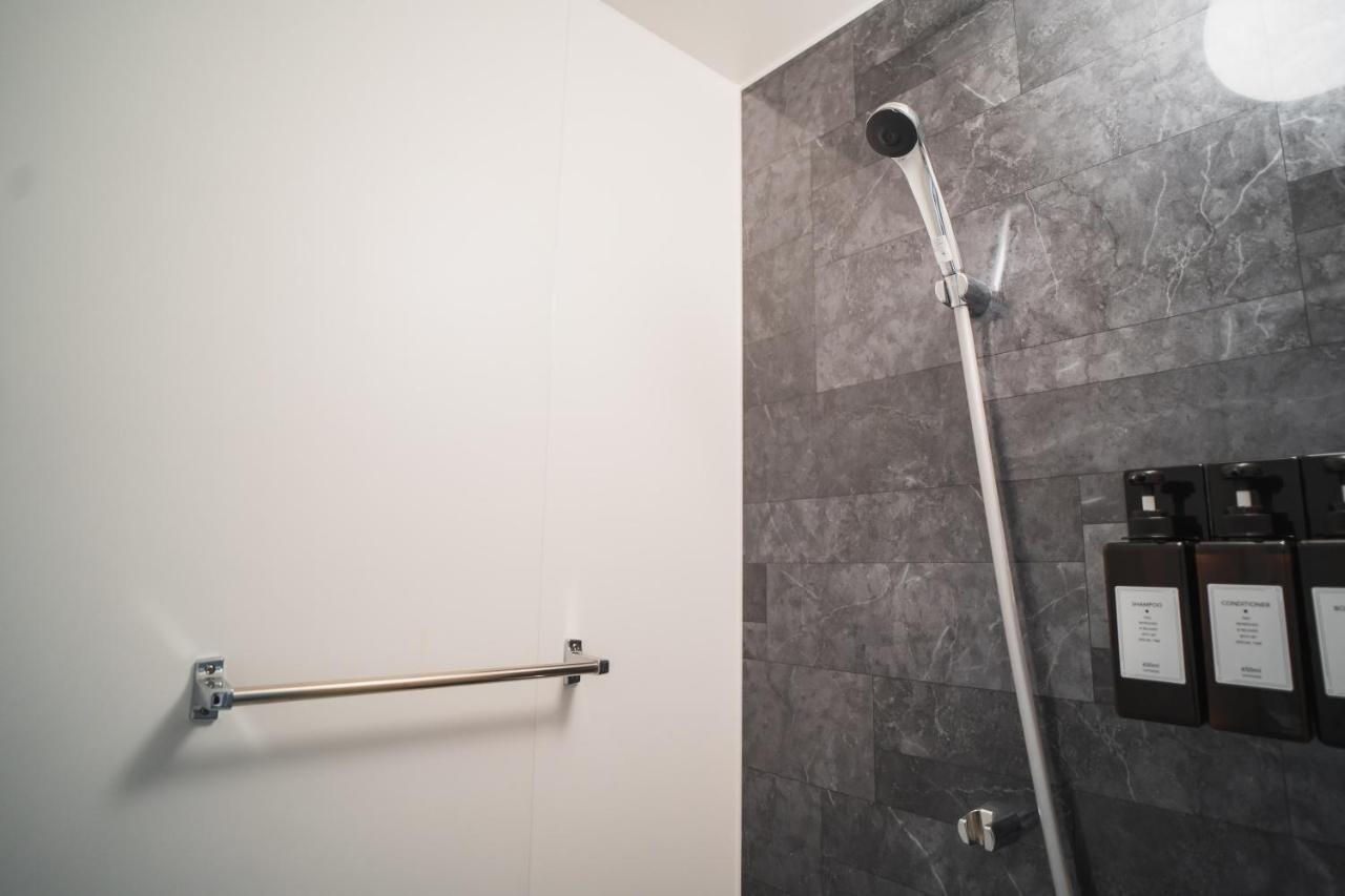 Orange County Guest House Идзумисано Экстерьер фото